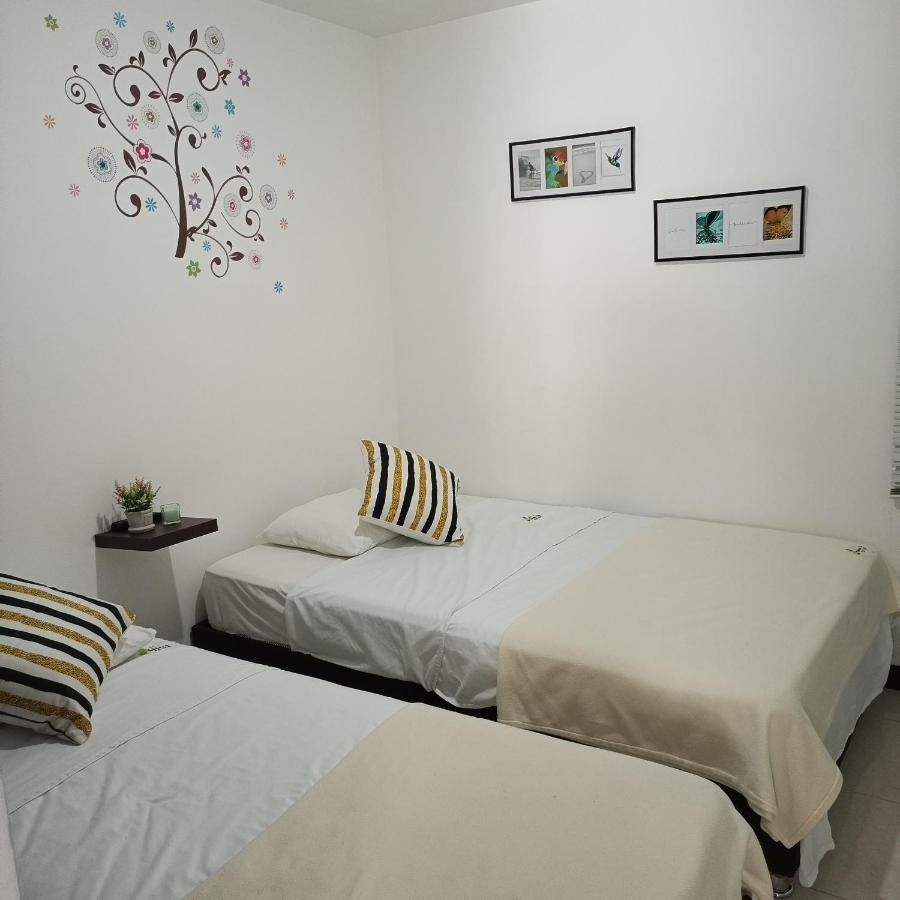 Apartamento Cerca Parque Del Cafe Con Piscina 蒙特内哥罗 外观 照片