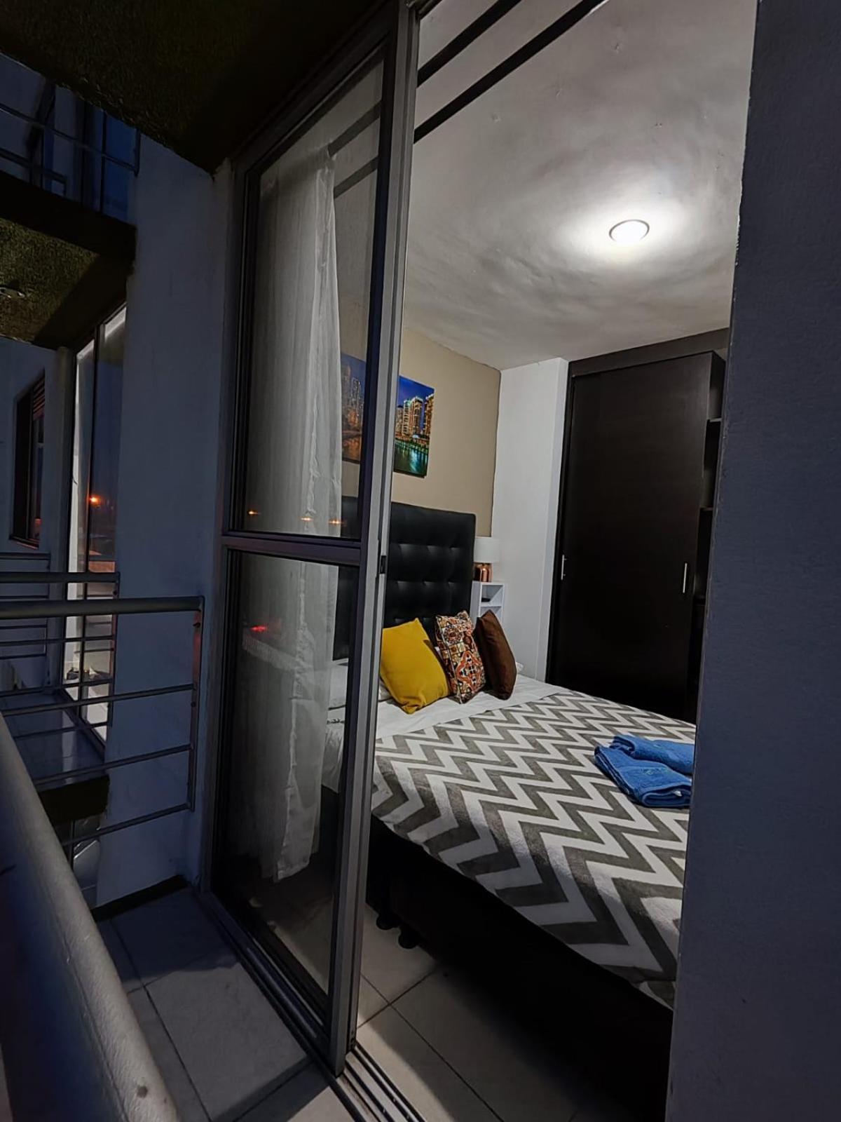 Apartamento Cerca Parque Del Cafe Con Piscina 蒙特内哥罗 外观 照片