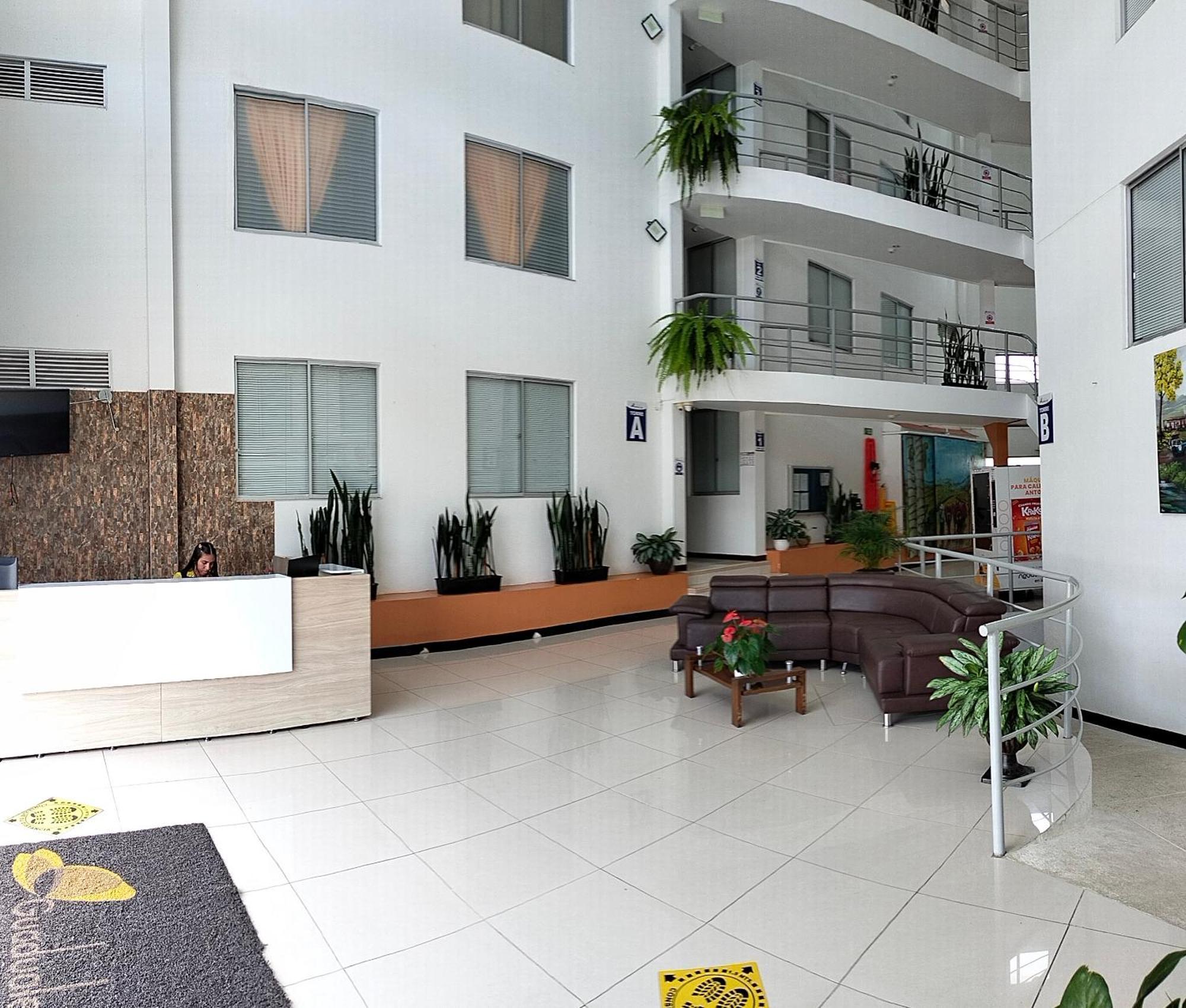 Apartamento Cerca Parque Del Cafe Con Piscina 蒙特内哥罗 外观 照片