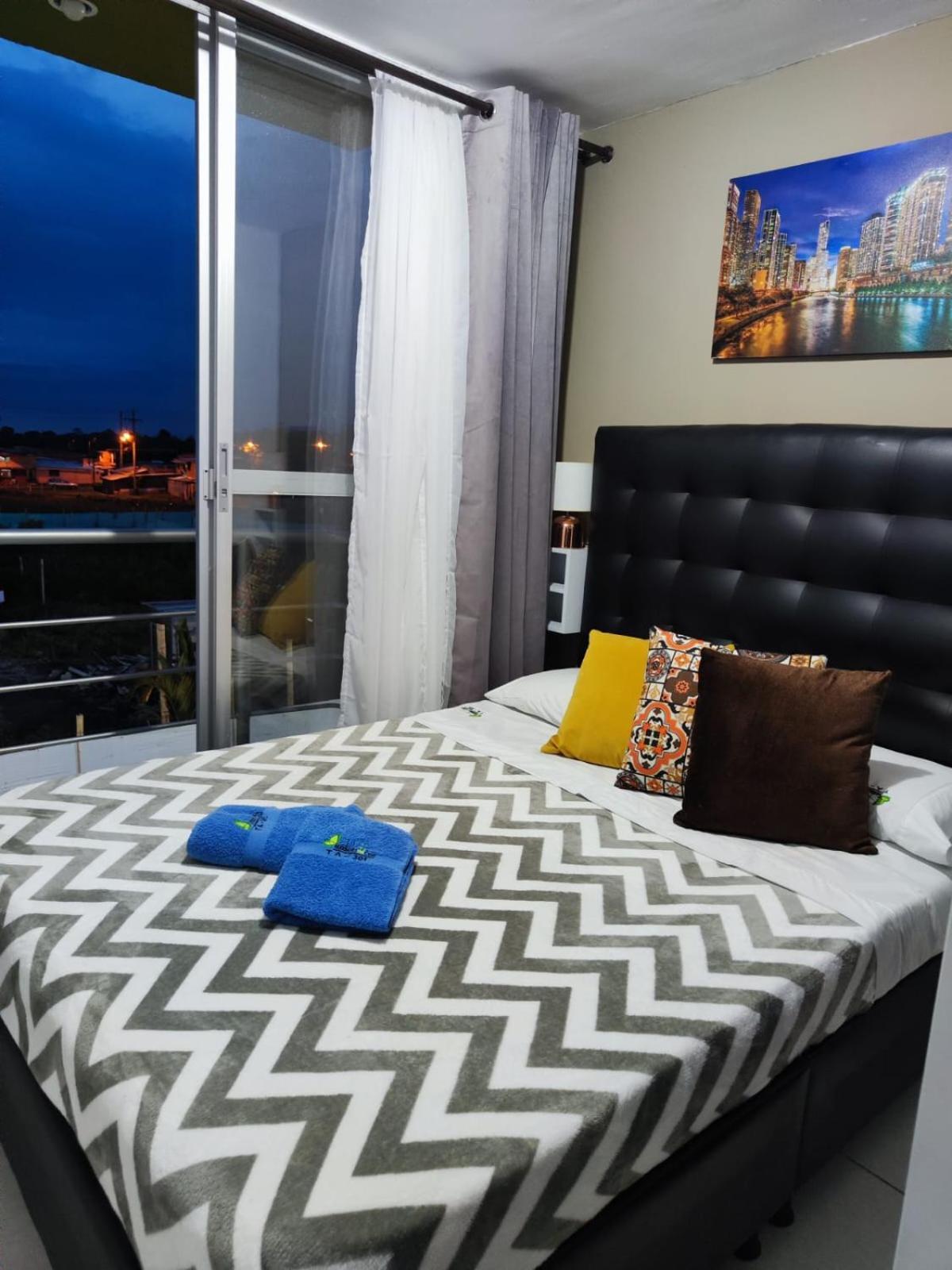Apartamento Cerca Parque Del Cafe Con Piscina 蒙特内哥罗 外观 照片