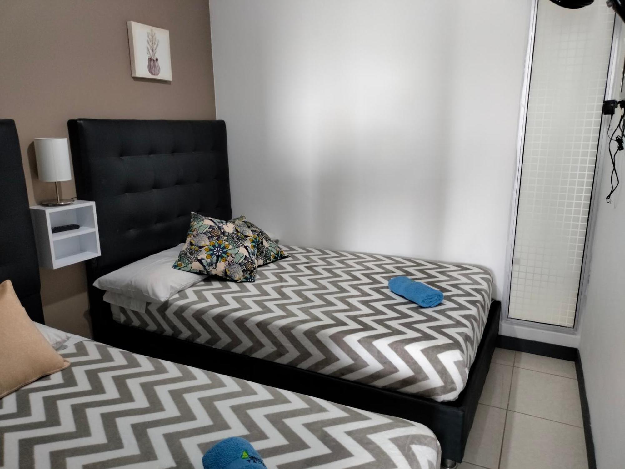 Apartamento Cerca Parque Del Cafe Con Piscina 蒙特内哥罗 外观 照片