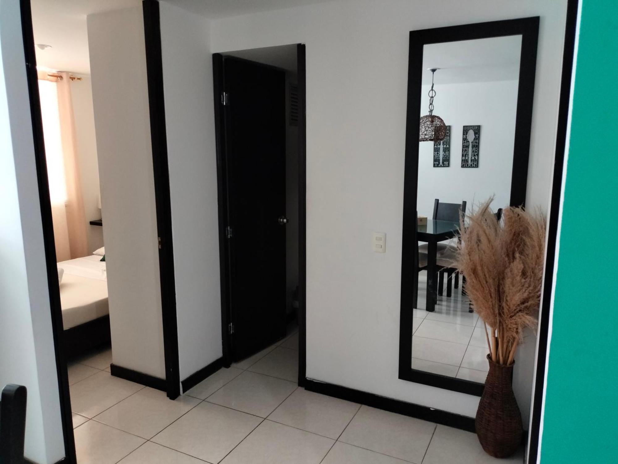 Apartamento Cerca Parque Del Cafe Con Piscina 蒙特内哥罗 外观 照片